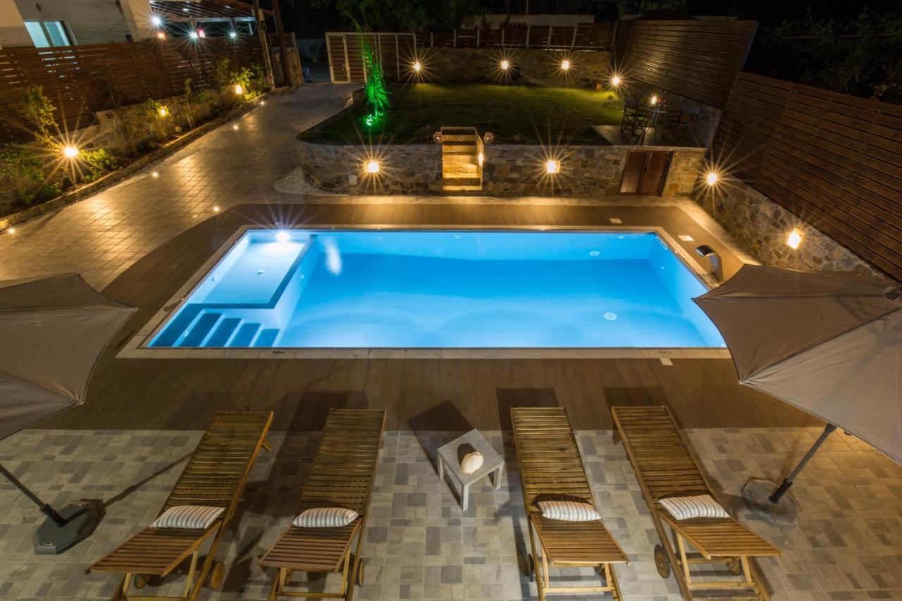 Tzouganos Villa Sfinárion Exteriör bild